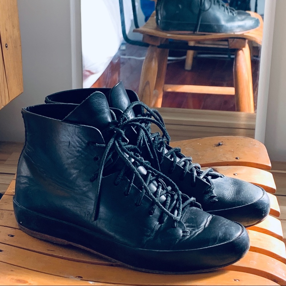 FEIT Hand Sewn High Sneaker in Black